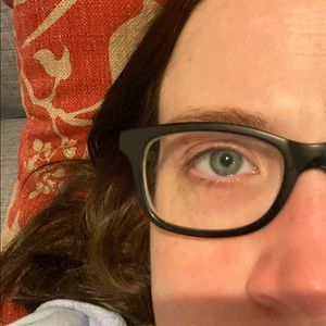 Meet your Posher, Julia